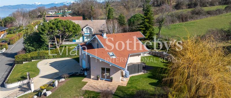 Maison - 171 m² - 5 pièces