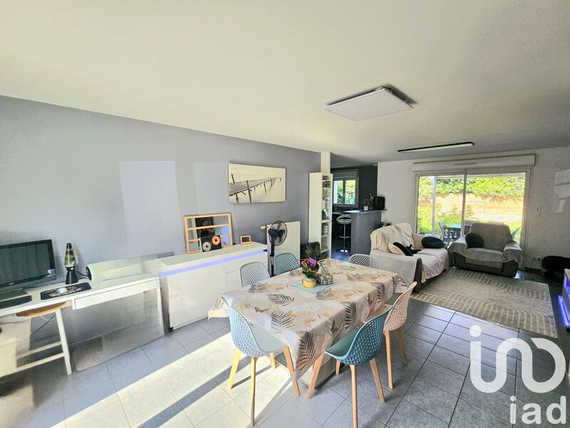 Maison - 97 m² - 5 pièces