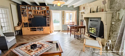 Maison - 202 m² - 8 pièces