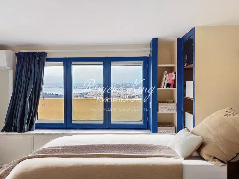 Penthouse - 125 m² - 4 pièces