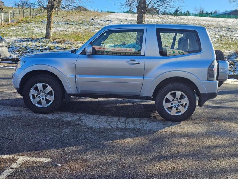 Mitsubishi Pajero 3.2 Di-D Invite 160cv 4x4 3p Bvm Fap