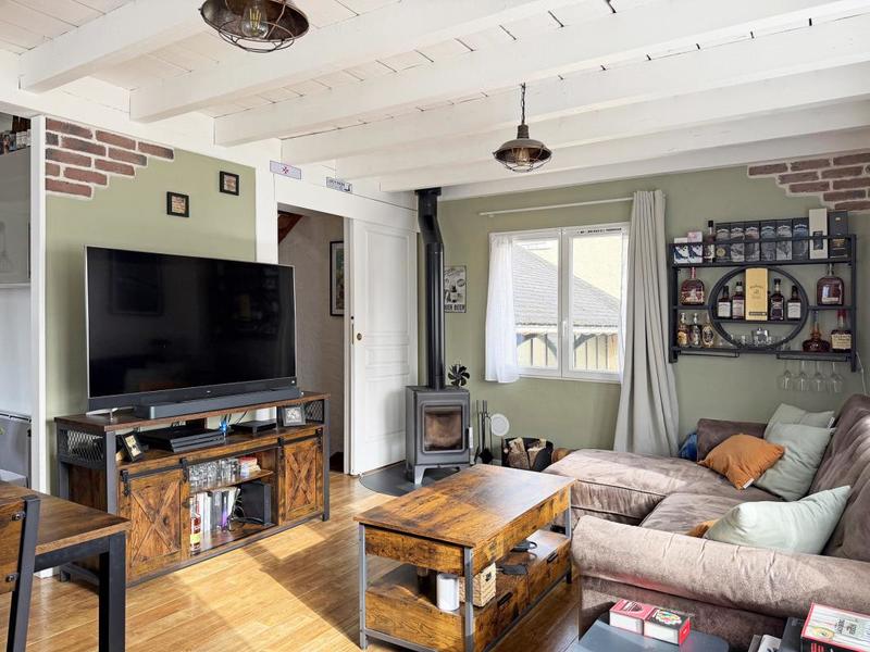 Maison - 90 m² - 3 pièces