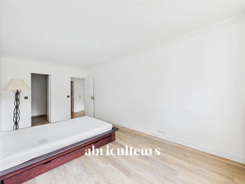 Appartement ancien - 86 m² - 3 pièces