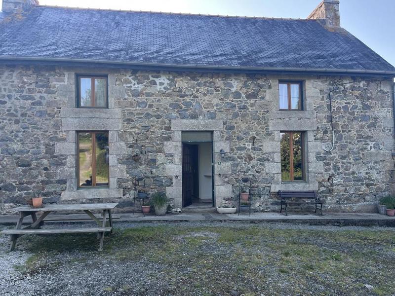 Propriété - 689 m²