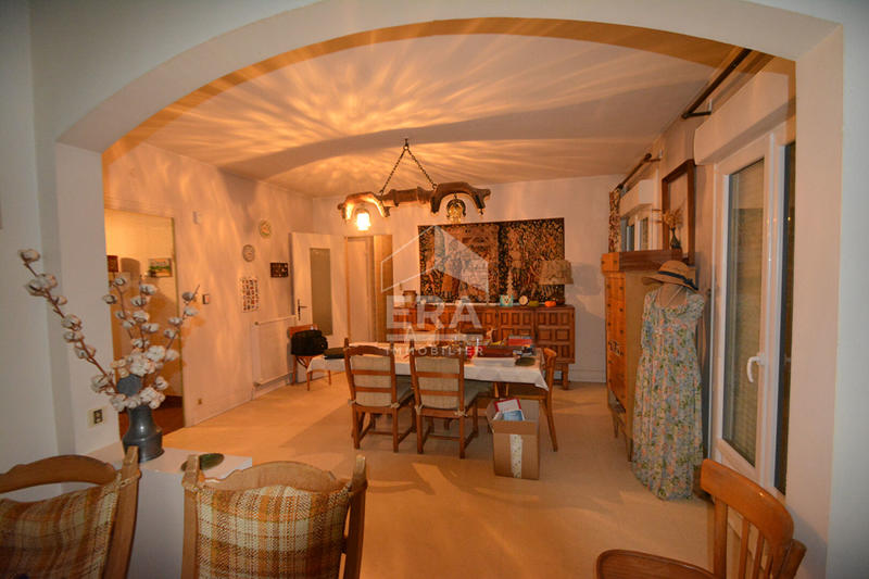 Maison - 148 m² - 8 pièces