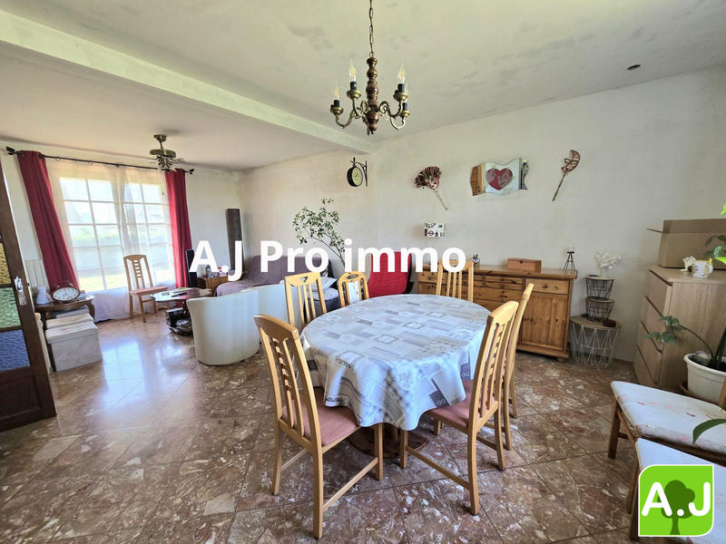 Maison traditionnelle - 113 m² - 5 pièces