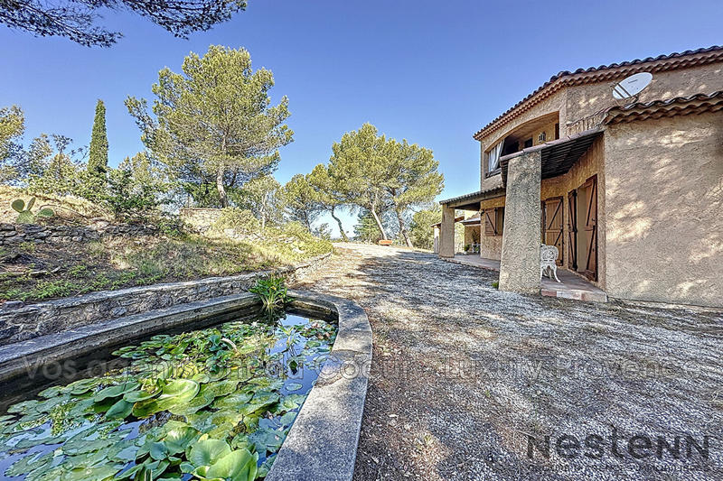 Villa - 158 m² - 6 pièces