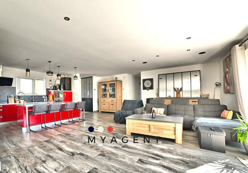 Maison - 107 m² - 5 pièces