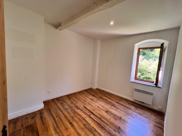 Maison - 163 m² - 6 pièces