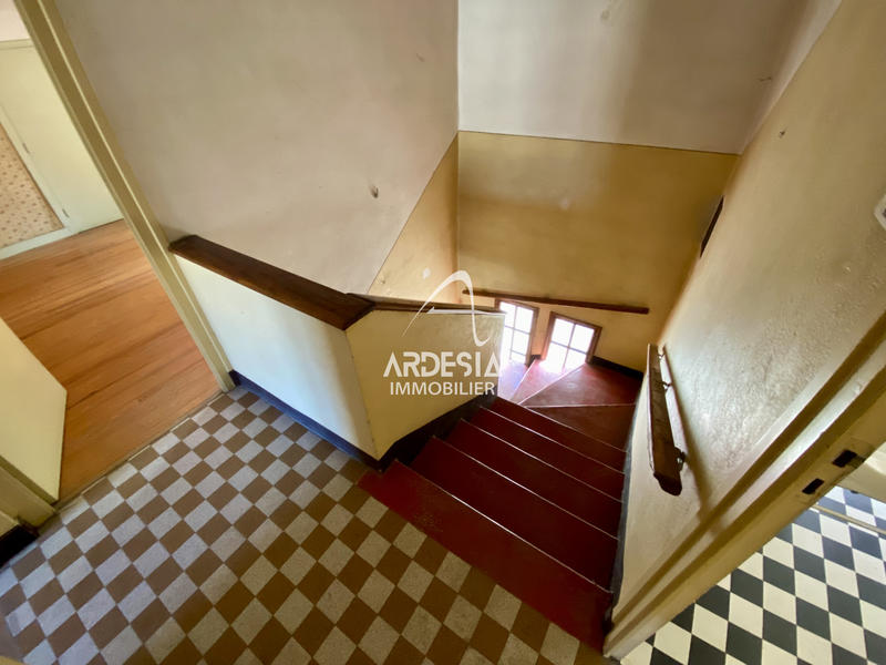 Maison - 137 m² - 7 pièces