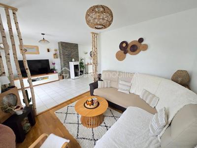 Pavillon - 176 m² - 6 pièces