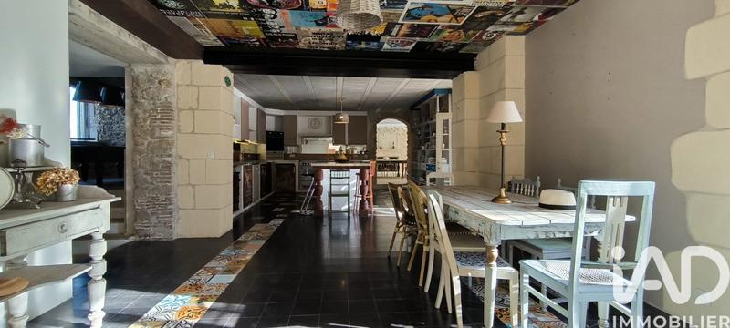 Maison - 1 022 m² - 15 pièces