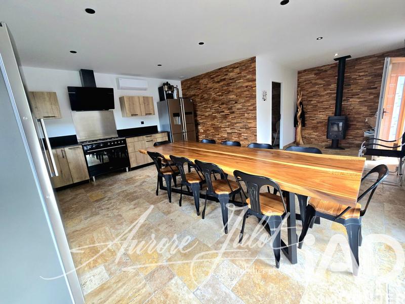 Maison - 183 m² - 5 pièces