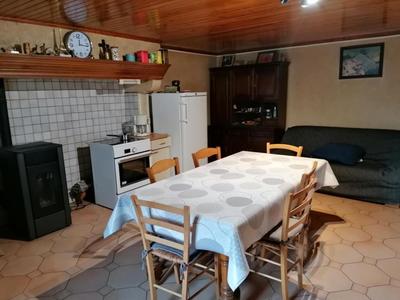 Maison - 80 m² - 5 pièces