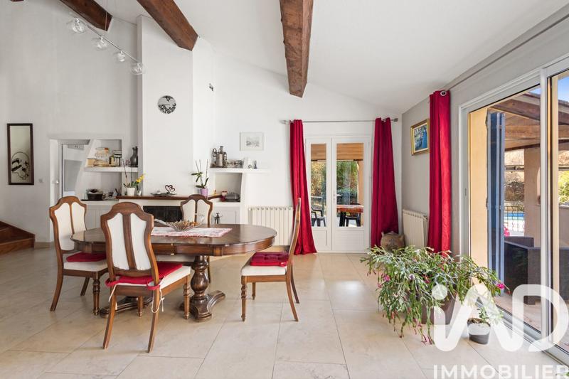 Maison - 170 m² - 5 pièces
