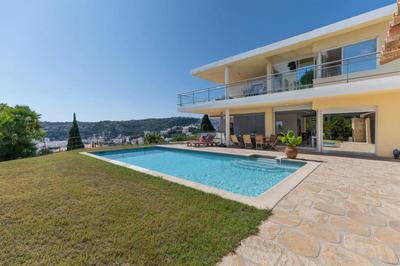Villa - 193 m² - 6 pièces