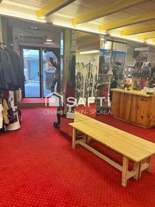 Local commercial - 67 m² - 2 pièces