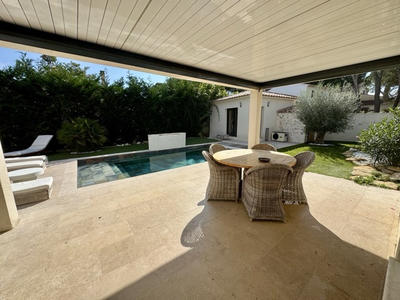 Maison - 138 m² - 6 pièces