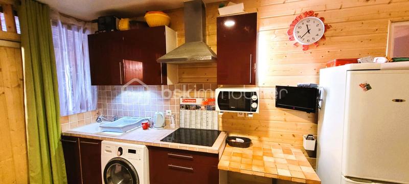 Appartement - 181 m² - 6 pièces