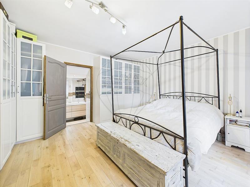 Corps de ferme - 262 m² - 6 pièces