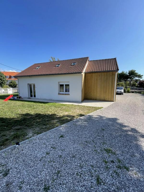 Maison - 110 m² - 5 pièces