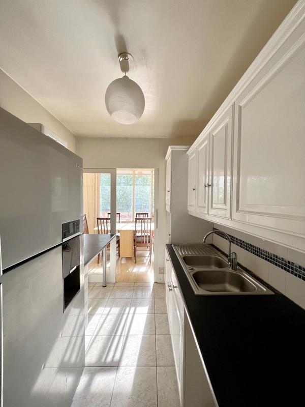 Appartement - 75 m² - 3 pièces