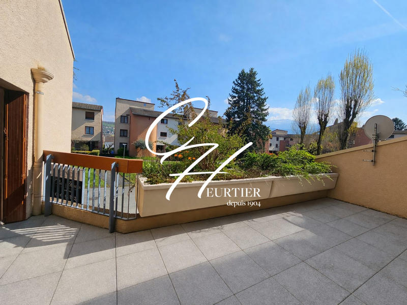 Appartement - 111 m² - 5 pièces