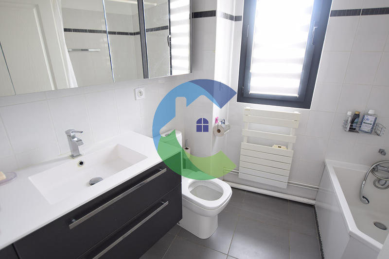 Maison - 76 m² - 3 pièces