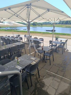 Fonds de commerce - 300 m²