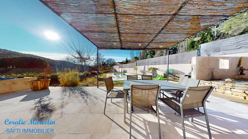 Maison - 112 m² - 4 pièces