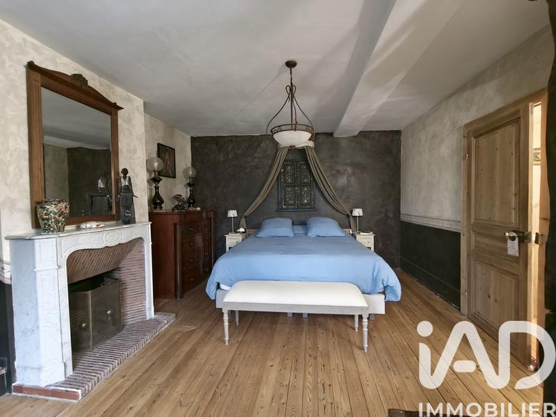 Maison - 271 m² - 7 pièces