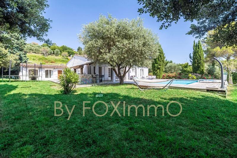 Maison - 190 m² - 7 pièces