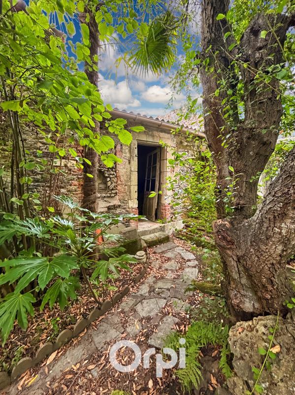 Maison - 231 m² - 8 pièces