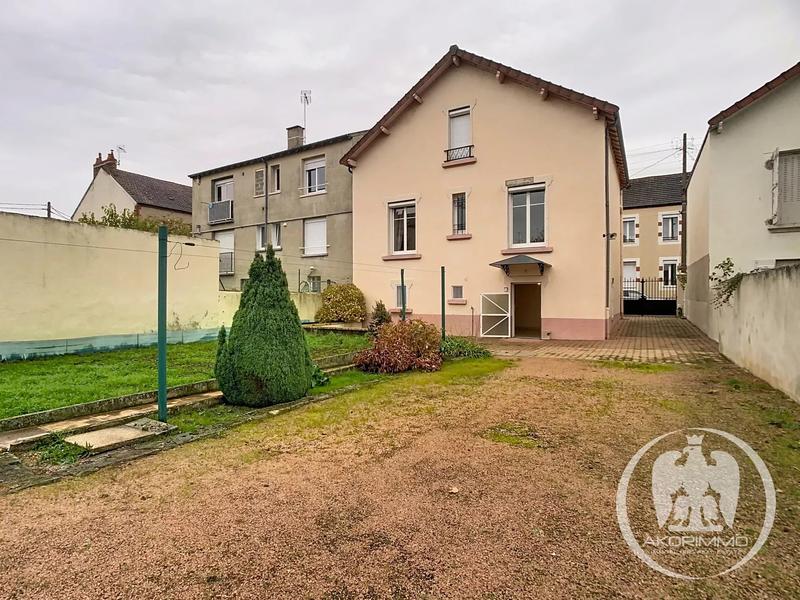 Maison - 162 m² - 6 pièces