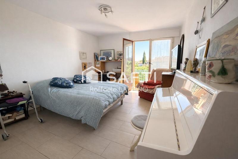 Appartement - 75 m² - 3 pièces