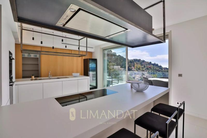 Villa - 330 m² - 10 pièces