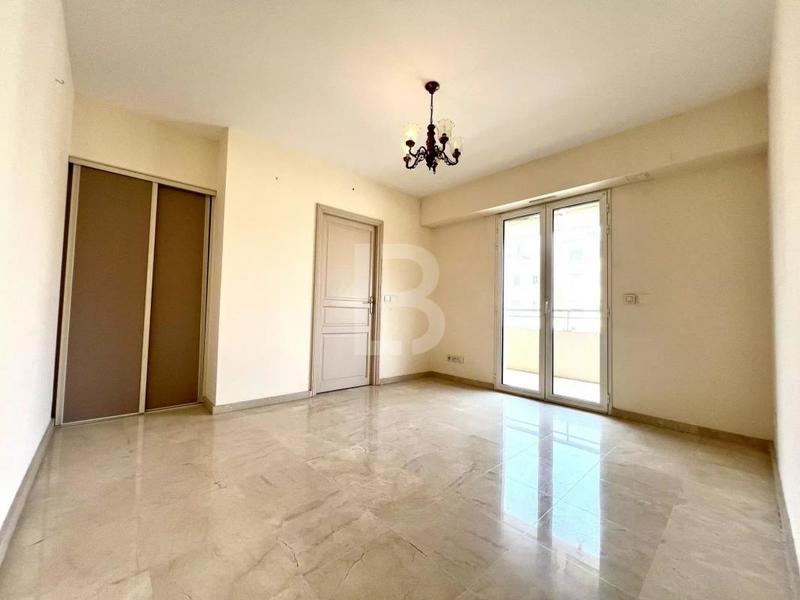 Appartement - 108 m² - 4 pièces