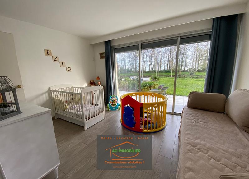 Maison - 341 m² - 9 pièces