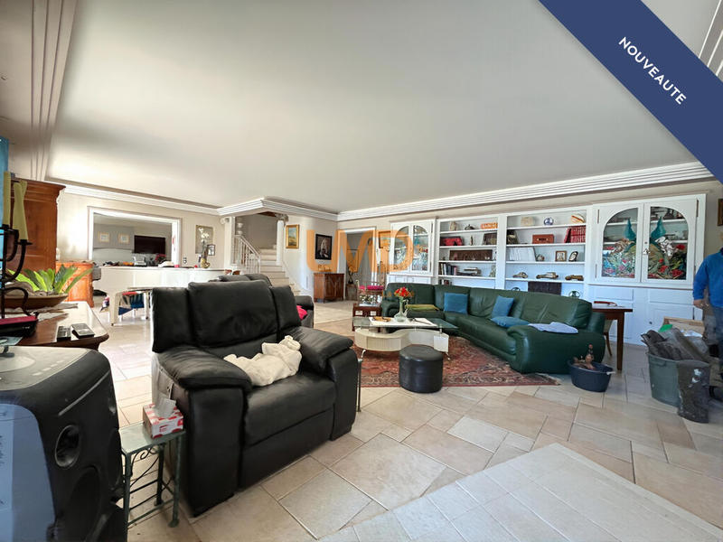 Villa - 286 m² - 7 pièces