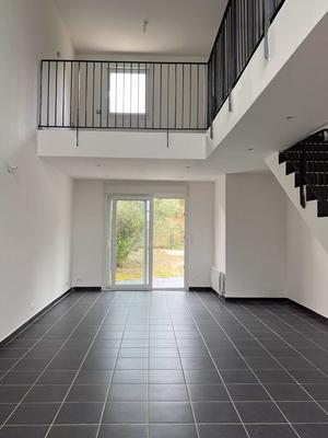 Villa - 101 m² - 4 pièces