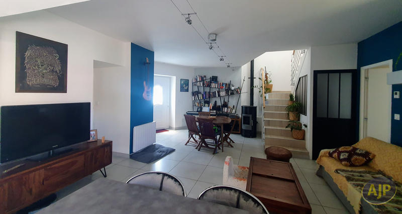 Maison - 85 m² - 4 pièces