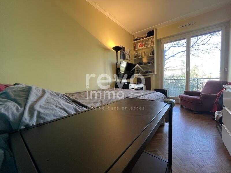 Appartement - 104 m² - 5 pièces