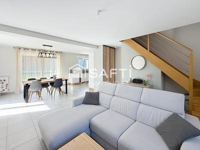 Maison - 106 m² - 4 pièces