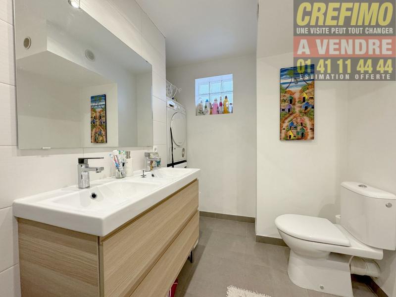 Appartement - 93 m² - 4 pièces