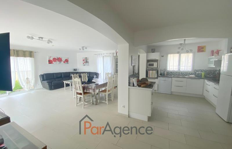 Maison - 122 m² - 5 pièces