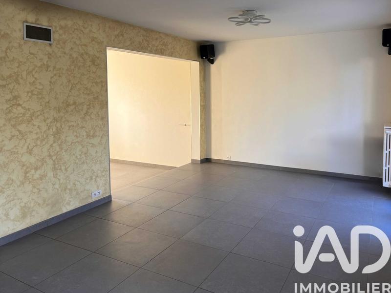 Maison - 194 m² - 6 pièces