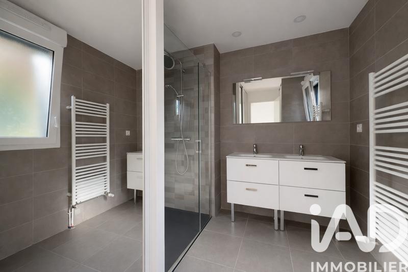 Maison - 98 m² - 4 pièces