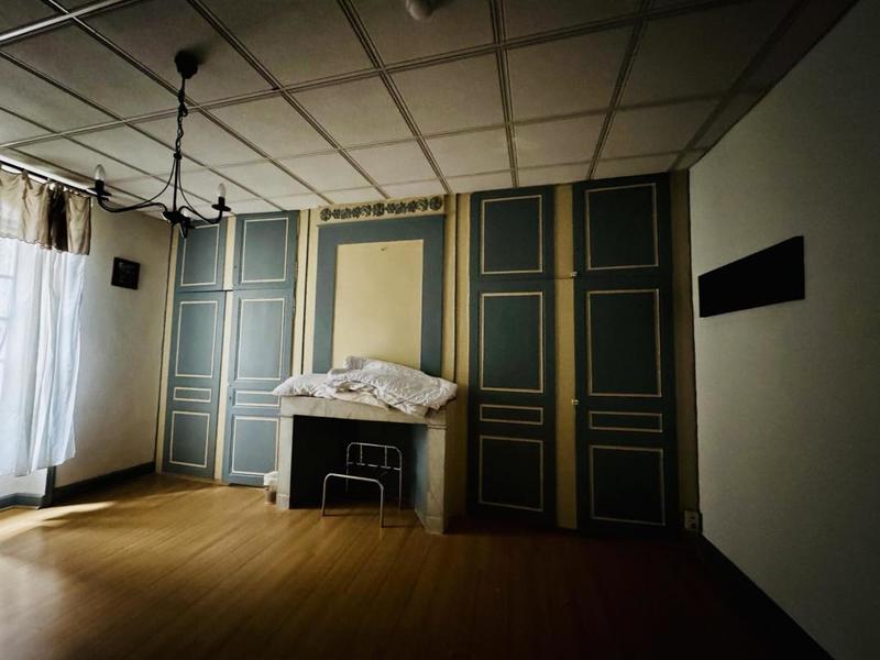 Appartement - 730 m² - 22 pièces