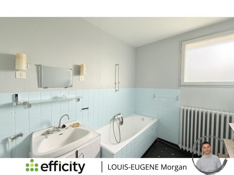 Maison - 151 m² - 8 pièces