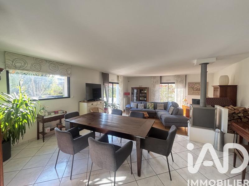 Maison - 169 m² - 6 pièces